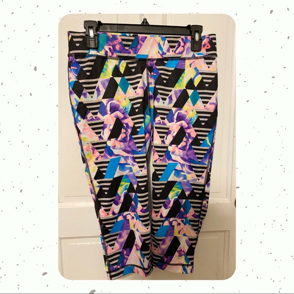 Running/Athletic Capri Leggings - Size Medium